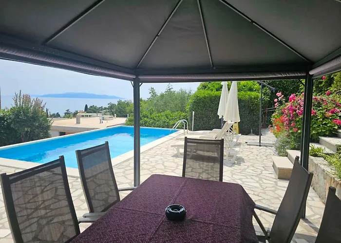 아파트 Near Port In Volosca 오파티아